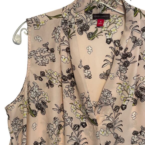 Vince Camuto Pink Floral Tank Womens Size 1X Blush V-Neck Lightweight Top Shell - Picture 2 of 7